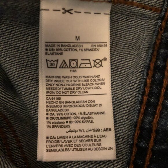 Women's Classic Jean Jacket - M - Picture 6 of 16
